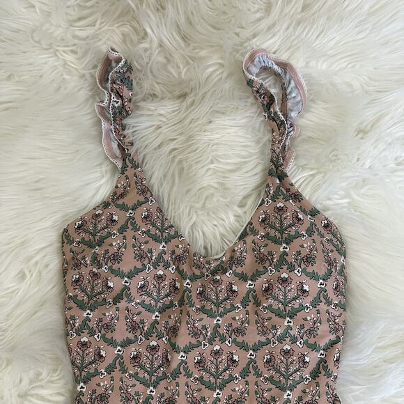 Roller Rabbit Womens Hampton Scoop One Piece Swimsuit Size Medium Ruffle Strap - Picture 4 of 6